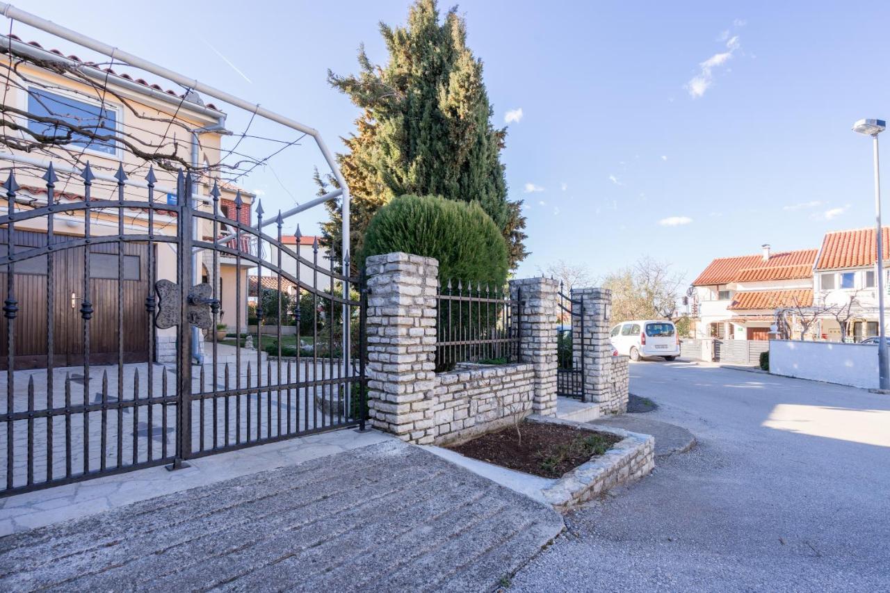 Apartment Steblaj *